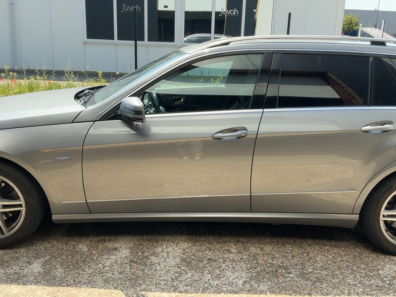 Mercedes-Benz E-Klasse E 200 CDI T BlueEfficiency Avantgarde 2011 – снимка 4