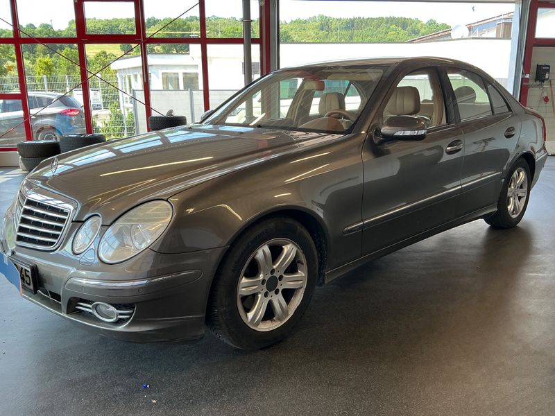 Mercedes-Benz E-Klasse E 220 CDI Avantgarde 2009