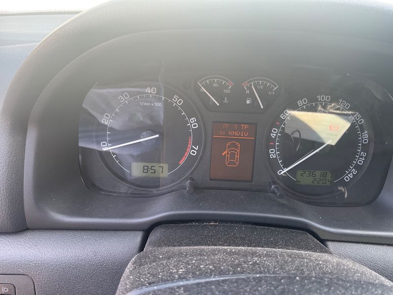Skoda Octavia 1.6 Style 2004 – снимка 4