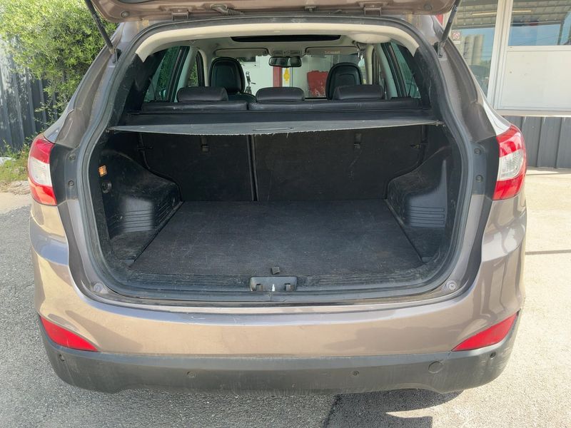Hyundai ix35 1.7 CRDi Premium Limited Blue 2WD 2014 – снимка 15