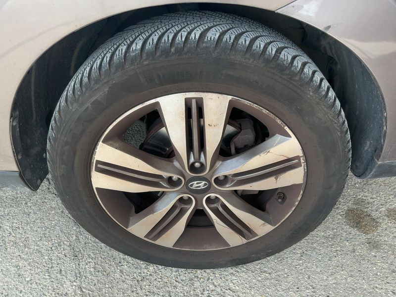 Hyundai ix35 1.7 CRDi Premium Limited Blue 2WD 2014 – снимка 11