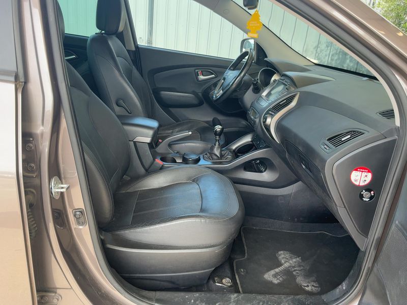 Hyundai ix35 1.7 CRDi Premium Limited Blue 2WD 2014 – снимка 16