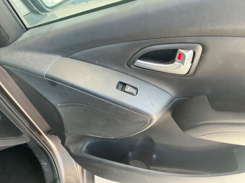 Hyundai ix35 1.7 CRDi Premium Limited Blue 2WD 2014 – снимка 34