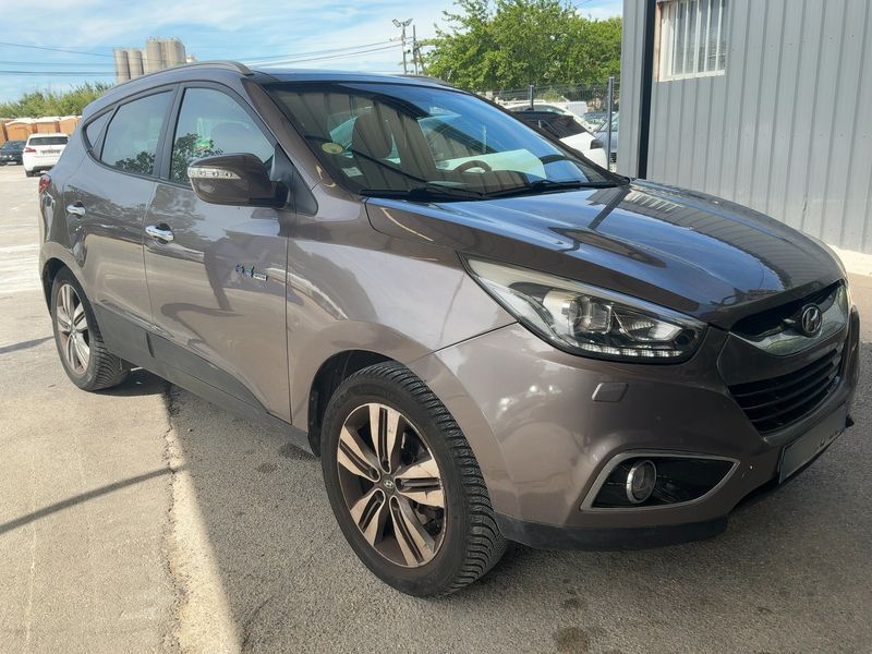 Hyundai ix35 1.7 CRDi Premium Limited Blue 2WD 2014 – снимка 12