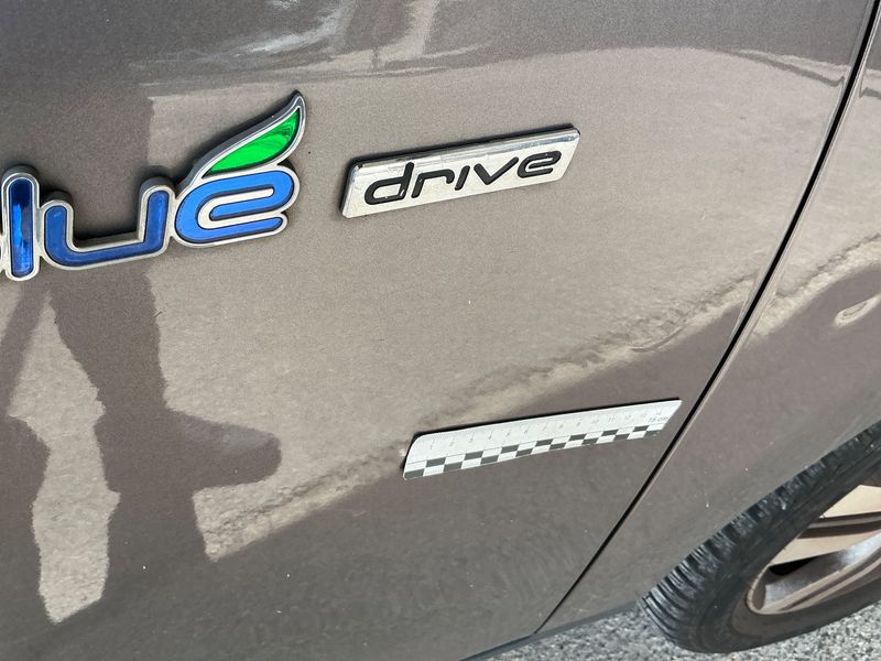 Hyundai ix35 1.7 CRDi Premium Limited Blue 2WD 2014 – снимка 26