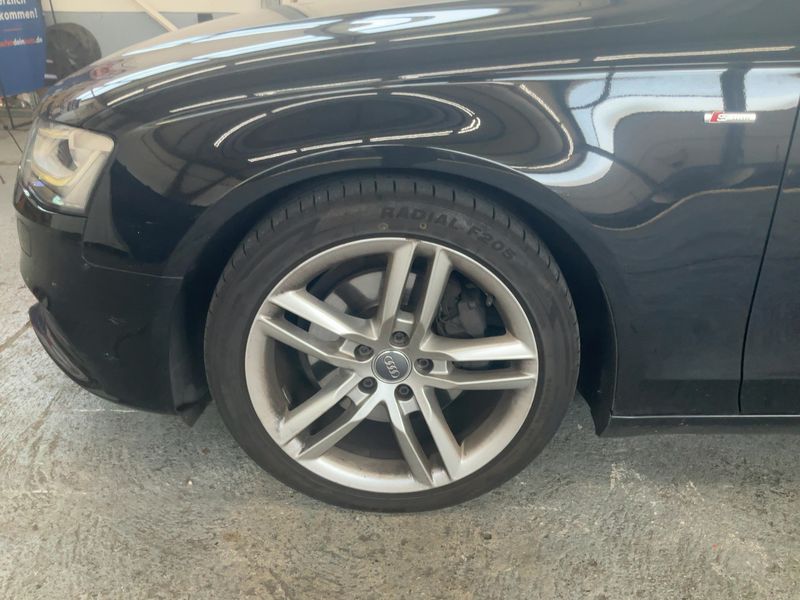 Audi A4 2.0 TDI quattro S line Sportpaket plus 2014 – снимка 16