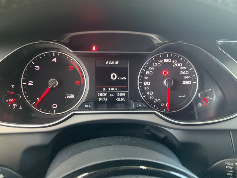 Audi A4 2.0 TDI quattro S line Sportpaket plus 2014 – снимка 13