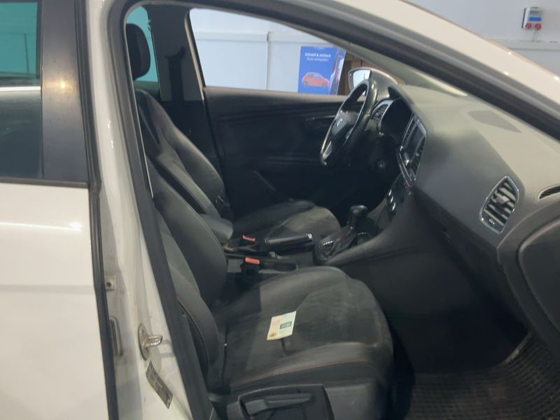 Seat Leon 2.0 TDI FR 2016 – снимка 17