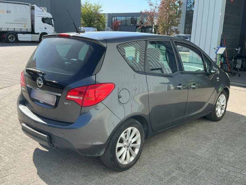 Opel Meriva 1.7 CDTI 150 Jahre Opel 2013 – снимка 8