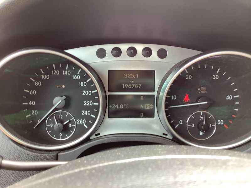 Mercedes-Benz M-Klasse ML 320 CDI 2005 – снимка 19