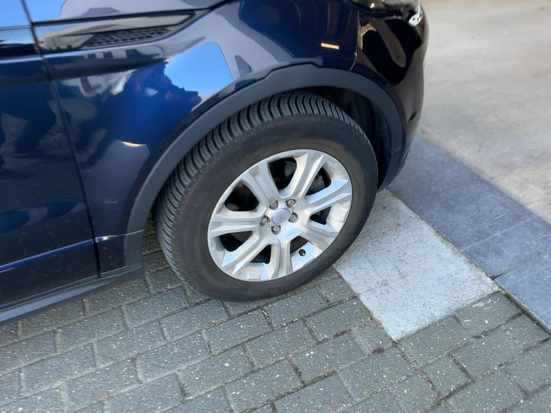 Land Rover Evoque 2.0 Sd4 SE Dynamic 2018 – снимка 11