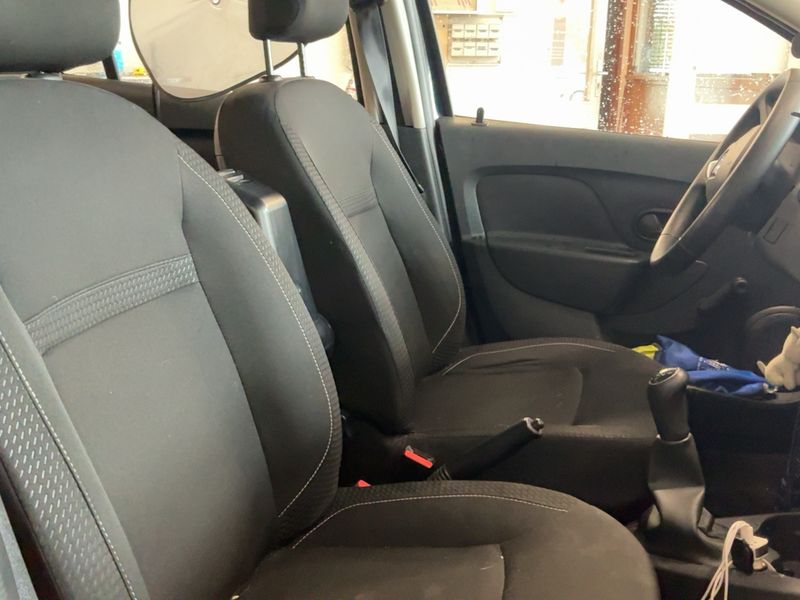 Dacia Logan 1.0 2018 – снимка 11