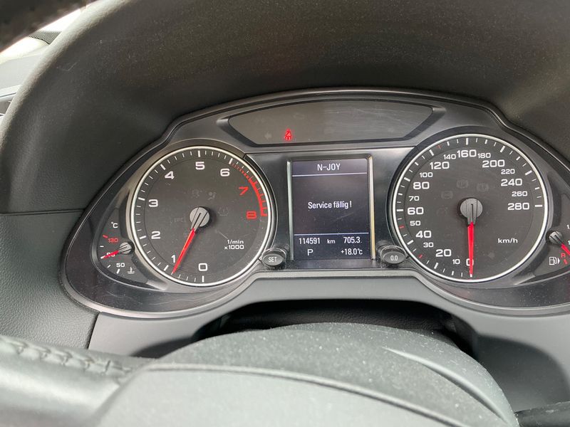 Audi Q5 2.0 TFSI quattro 2009 – снимка 29