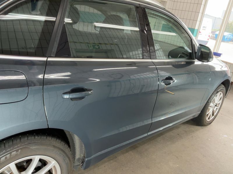 Audi Q5 2.0 TFSI quattro 2009 – снимка 10