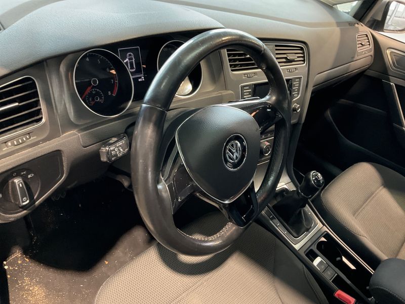 Volkswagen Golf VII 1.4 TSI Comfortline BlueMotion Tech 2013 – снимка 31