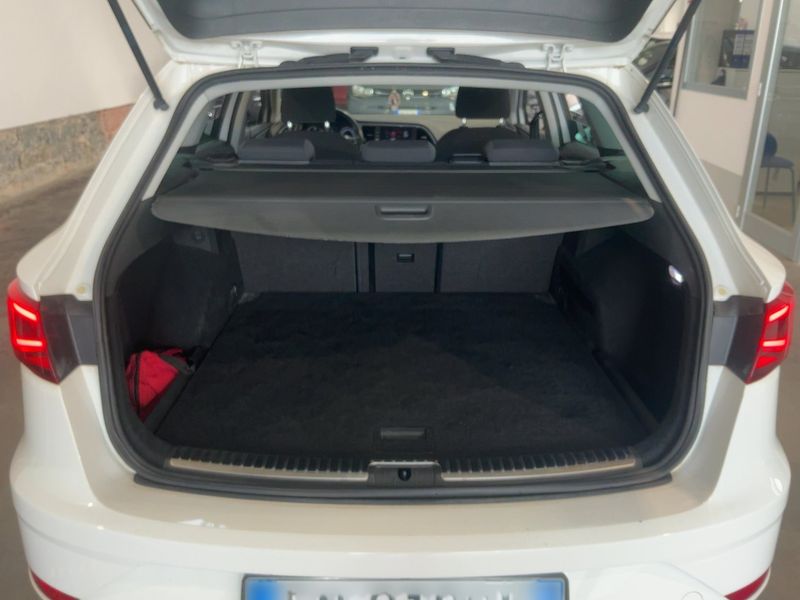 Seat Leon 1.6 TDI Style 2018 – снимка 15