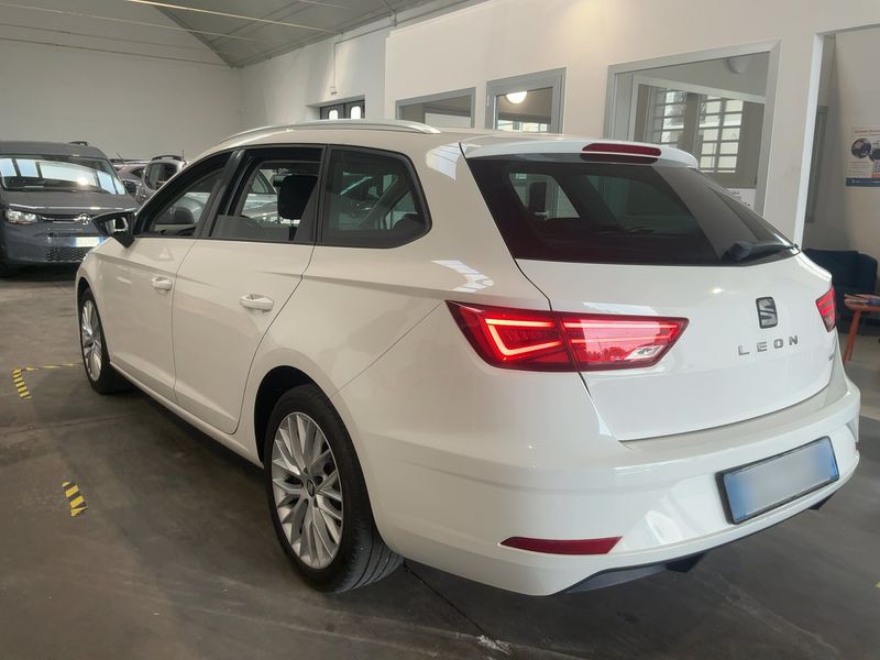 Seat Leon 1.6 TDI Style 2018 – снимка 6