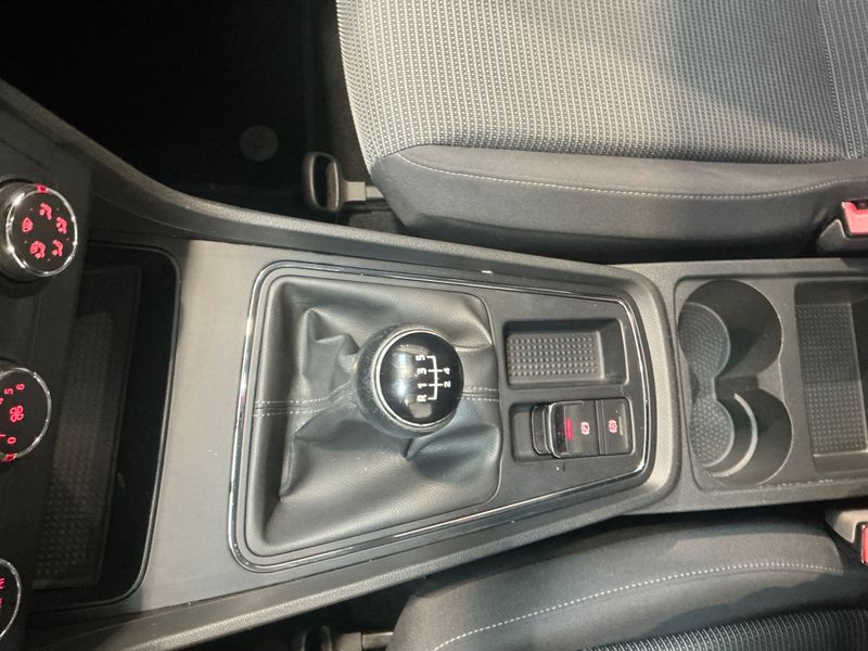 Seat Leon 1.6 TDI Style 2018 – снимка 22