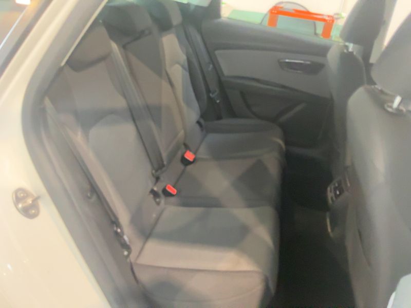 Seat Leon 1.6 TDI Style 2018 – снимка 19
