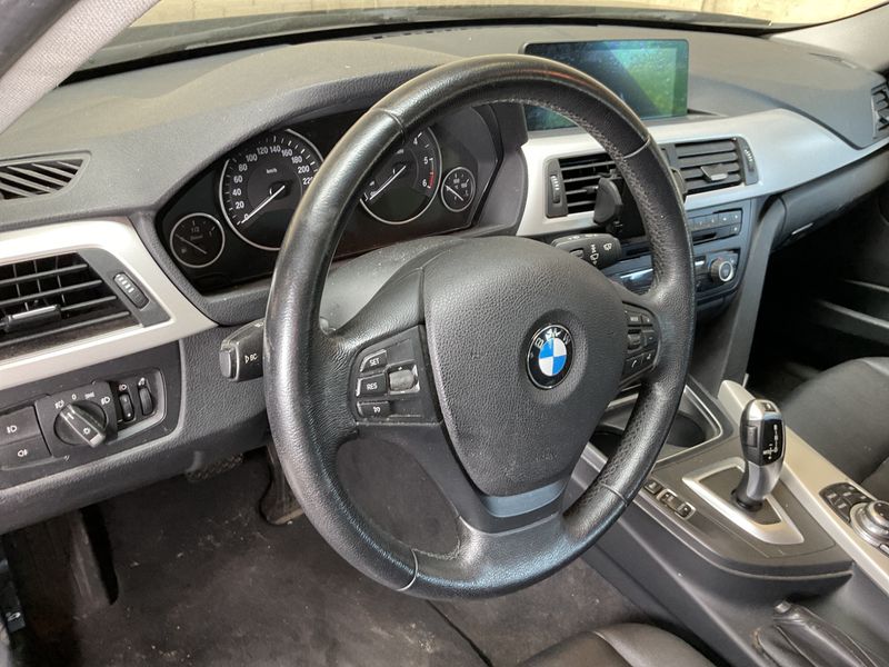 BMW 3er 318d 2013 – снимка 31
