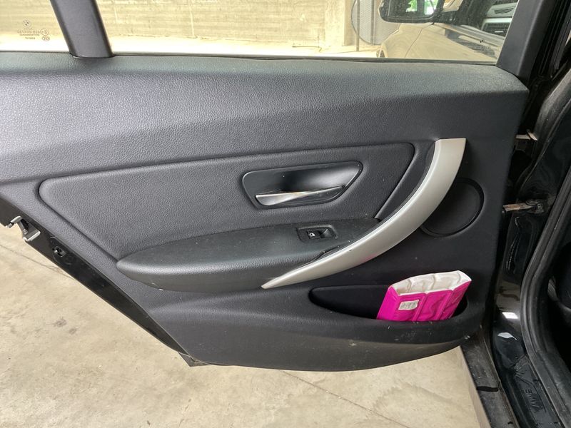 BMW 3er 318d 2013 – снимка 28