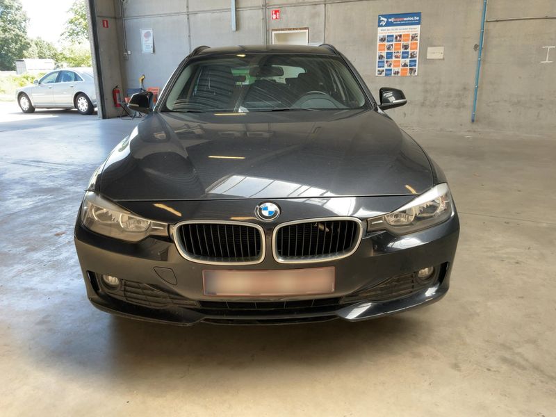 BMW 3er 318d 2013 – снимка 14