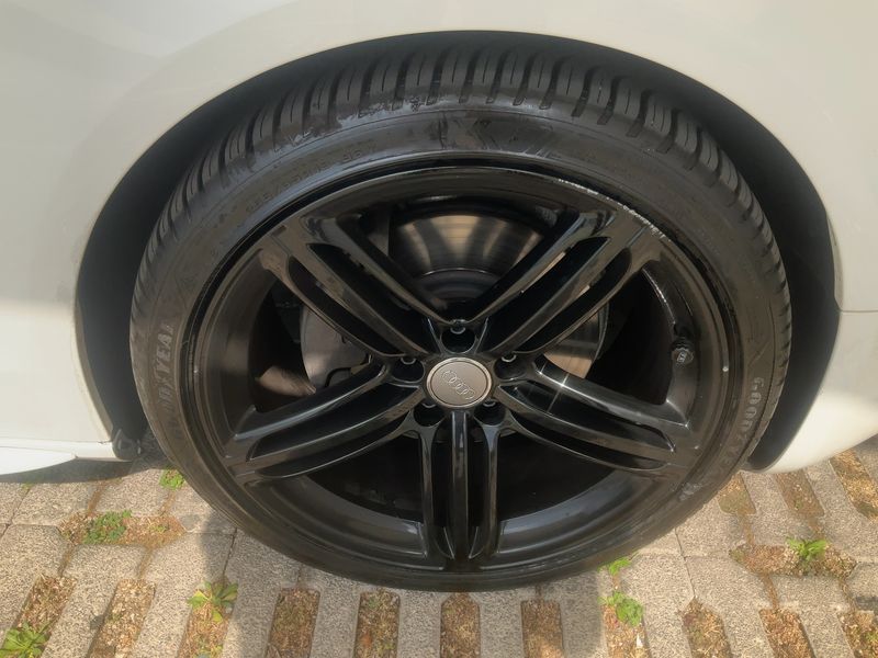 Audi A5 3.0 V6 TDI quattro 2010 – снимка 11