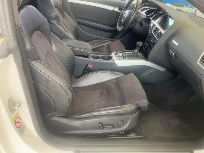 Audi A5 3.0 V6 TDI quattro 2010 – снимка 16