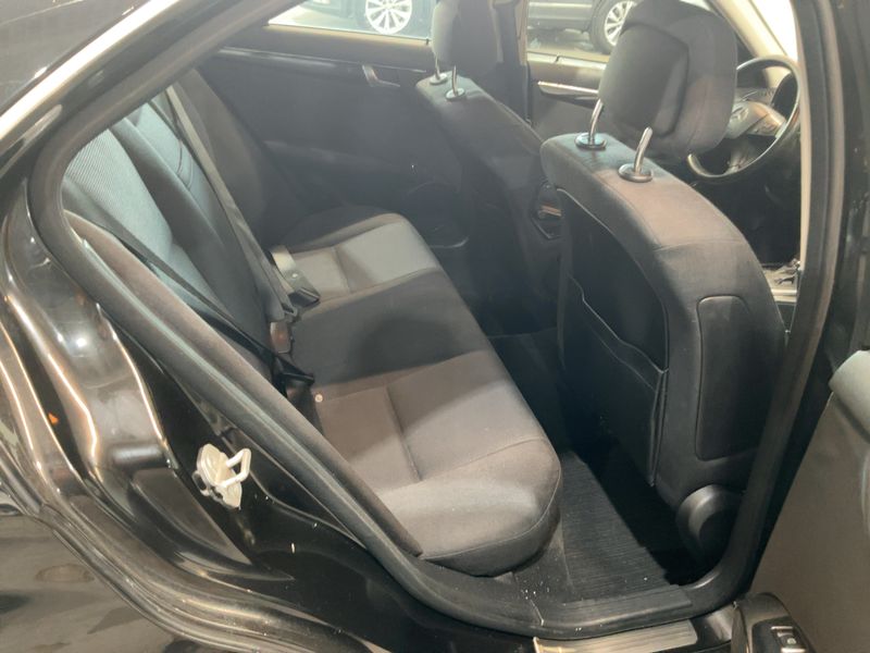 Mercedes-Benz C-Klasse C 180 CGI BlueEfficiency Classic 2010 – снимка 19