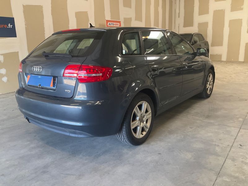 Audi A3 Sportback 1.6 TDI Business line 2012 – снимка 2
