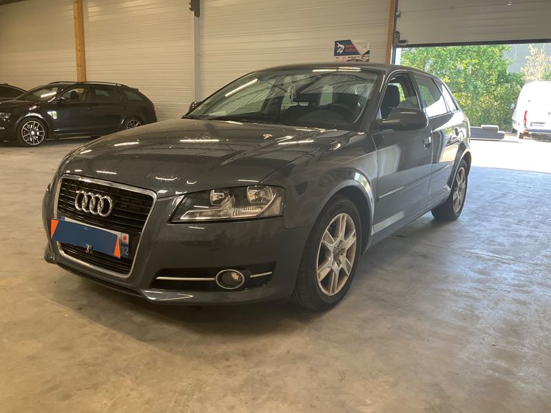 Audi A3 Sportback 1.6 TDI Business line 2012 – снимка 1