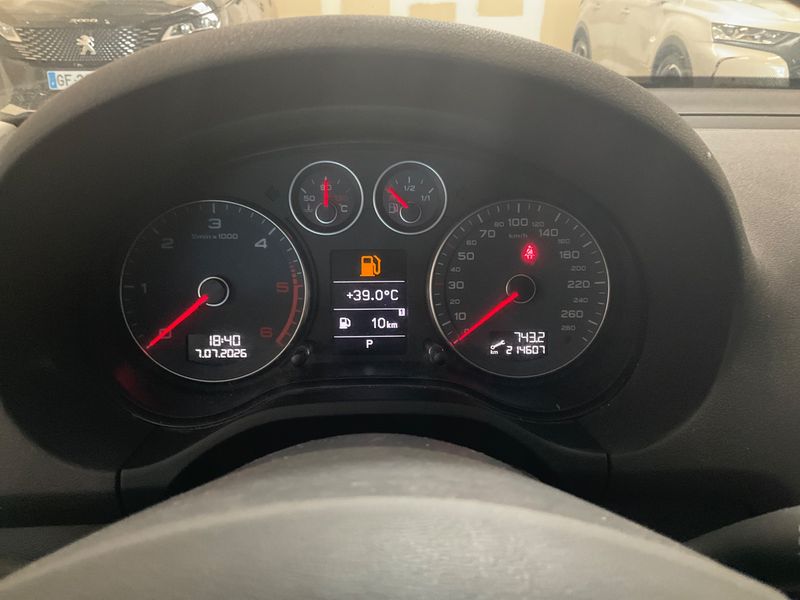 Audi A3 Sportback 1.6 TDI Business line 2012 – снимка 4