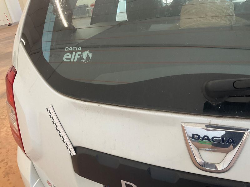 Dacia Duster 1.6 LPG Laureate 4x2 2015 – снимка 32