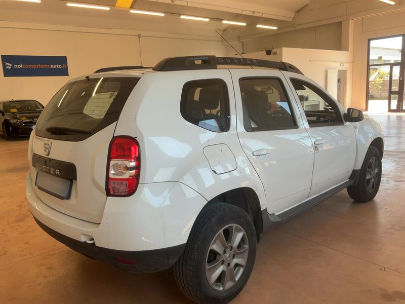 Dacia Duster 1.6 LPG Laureate 4x2 2015 – снимка 8