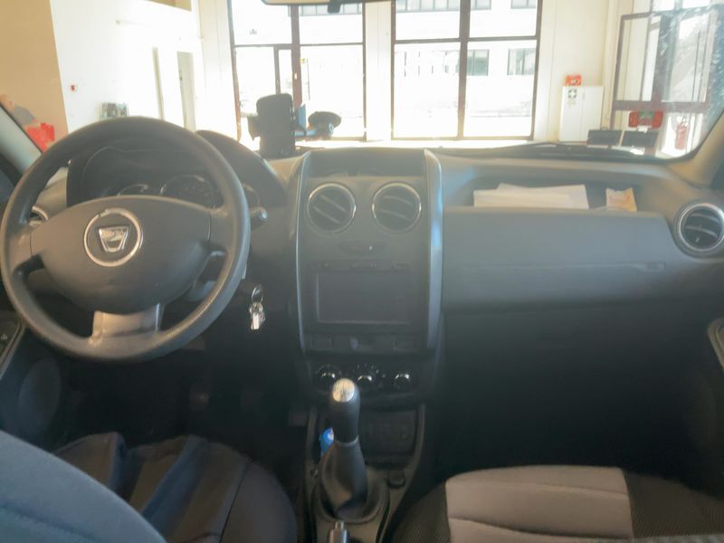 Dacia Duster 1.6 LPG Laureate 4x2 2015 – снимка 17