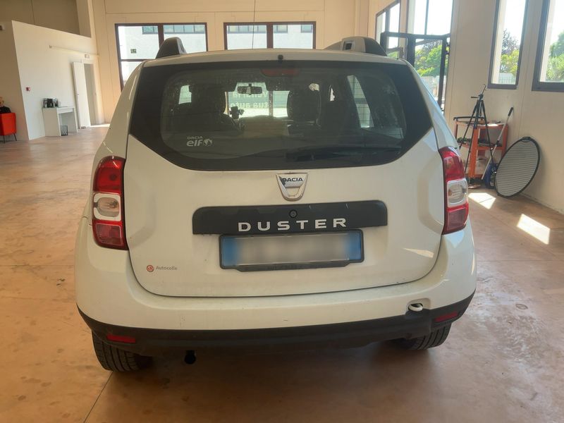 Dacia Duster 1.6 LPG Laureate 4x2 2015 – снимка 7