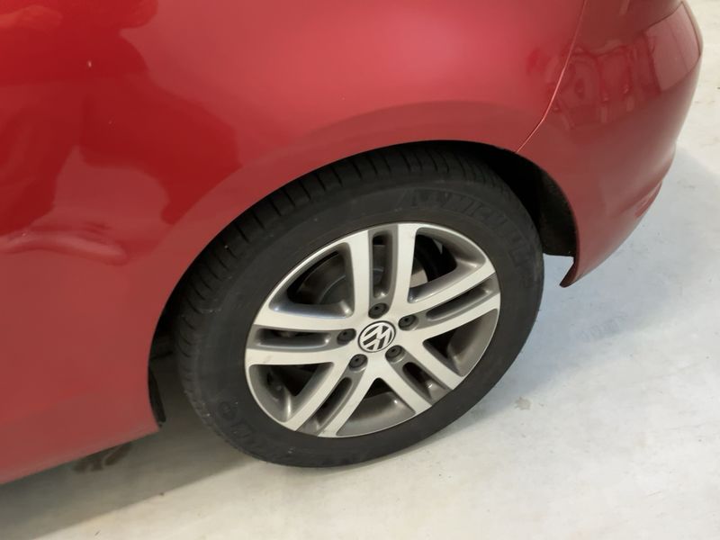 Volkswagen Golf VI 1.6 TDI 2012 – снимка 5