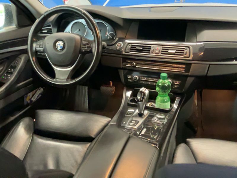BMW 5er 530d 2012 – снимка 18
