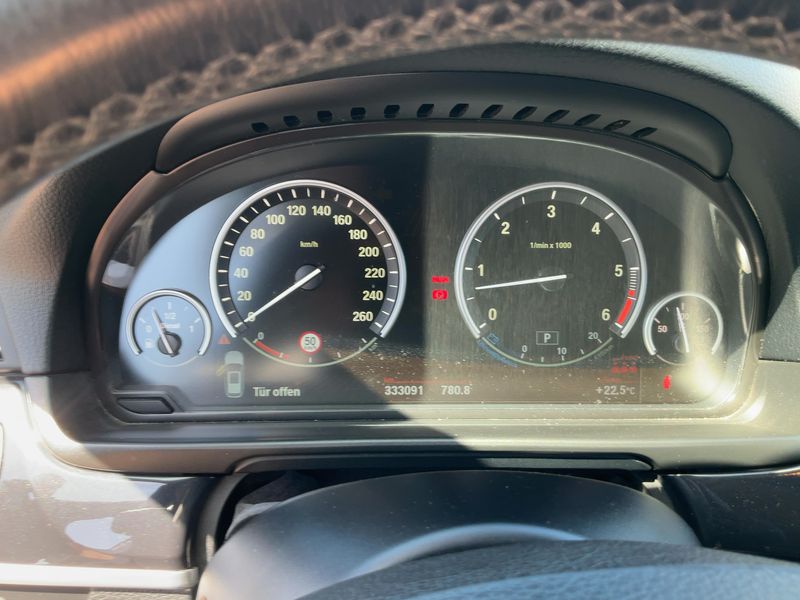 BMW 5er 530d 2012 – снимка 19