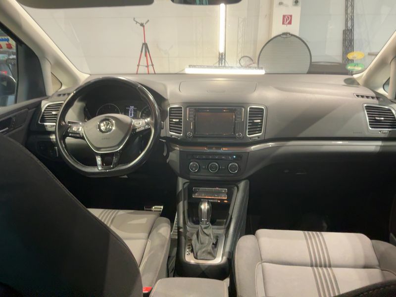 Volkswagen Sharan 2.0 TDI Comfortline BlueMotion Tech 2017 – снимка 12