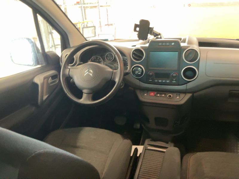Citroen Berlingo 1.6 Blue-HDi Shine 2018 – снимка 17