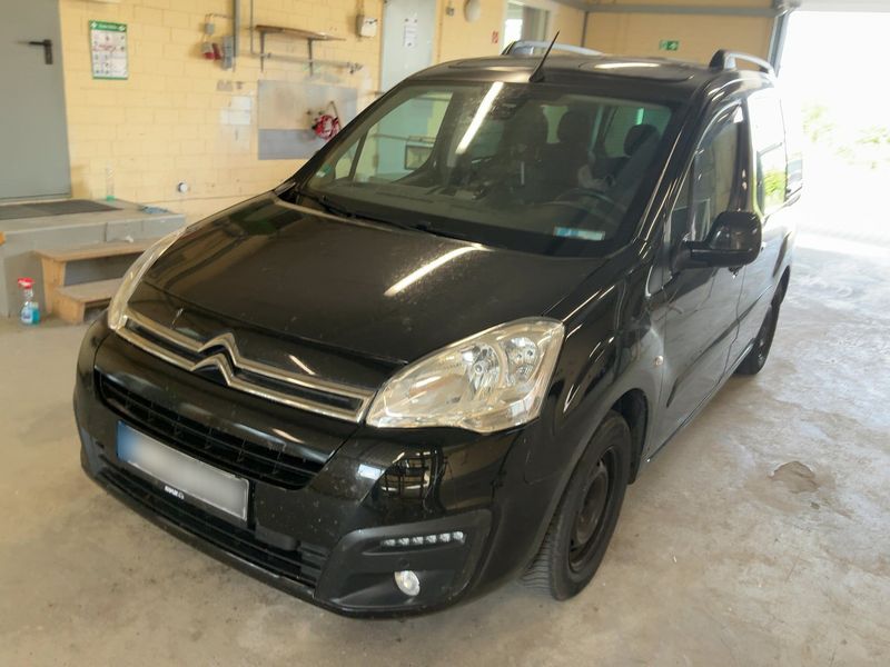 Citroen Berlingo 1.6 Blue-HDi Shine 2018 – снимка 1