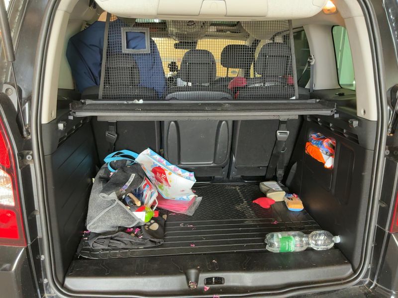 Citroen Berlingo 1.6 Blue-HDi Shine 2018 – снимка 15