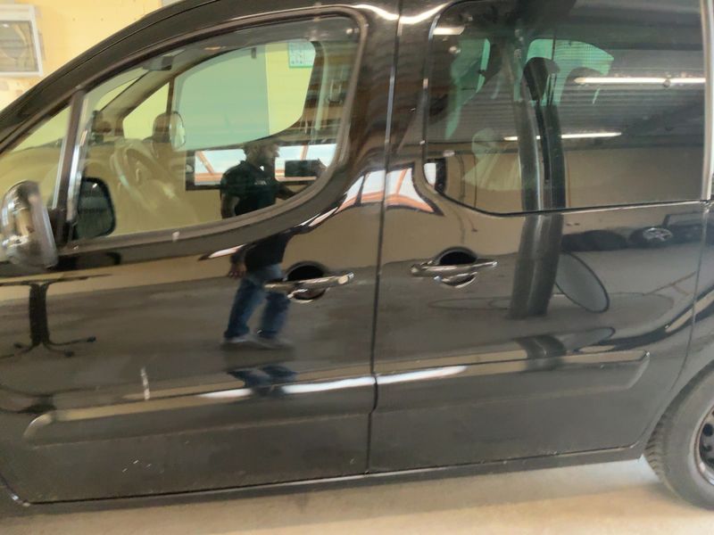 Citroen Berlingo 1.6 Blue-HDi Shine 2018 – снимка 4