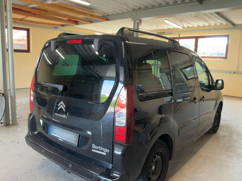 Citroen Berlingo 1.6 Blue-HDi Shine 2018 – снимка 8