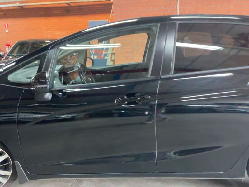 Honda Jazz 1.3 i-VTEC Elegance 2016 – снимка 4