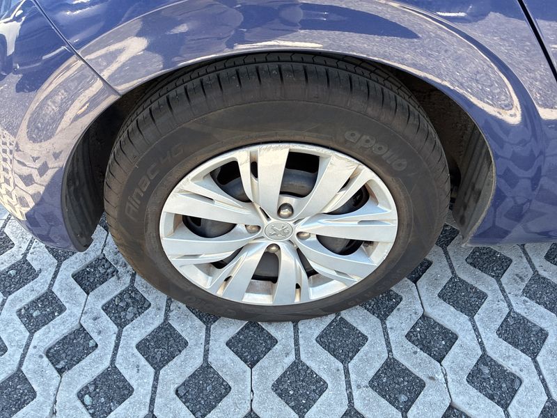 Peugeot 208 1.4 HDi Active 2013 – снимка 23