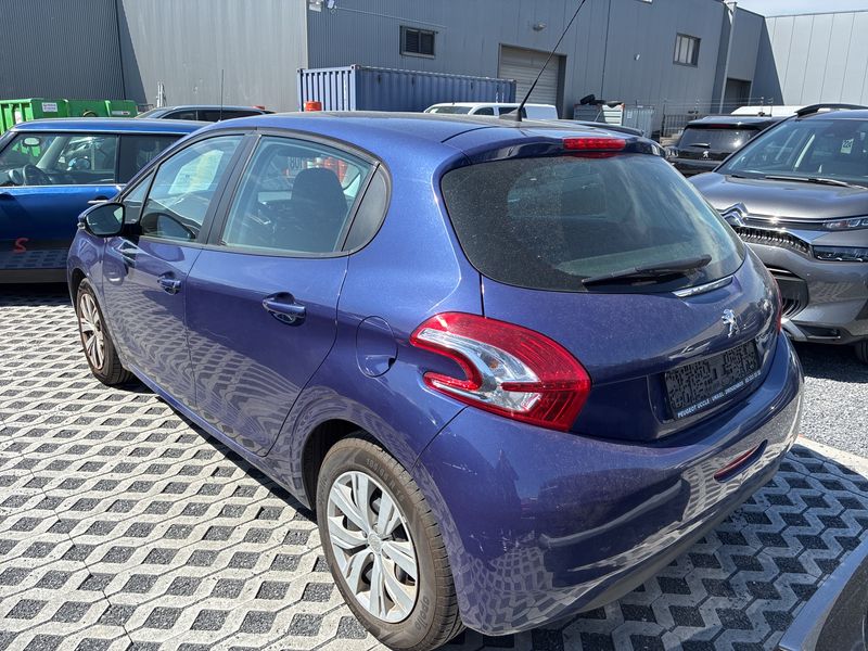 Peugeot 208 1.4 HDi Active 2013 – снимка 3