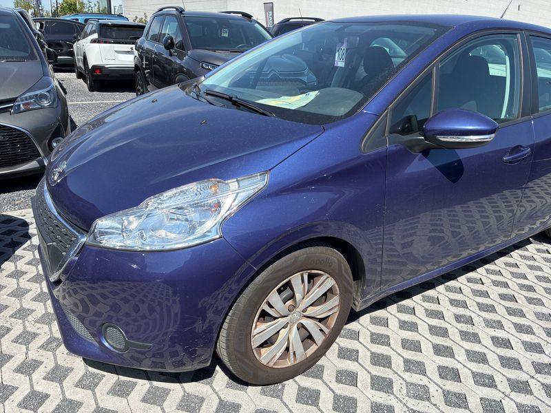 Peugeot 208 1.4 HDi Active 2013 – снимка 2