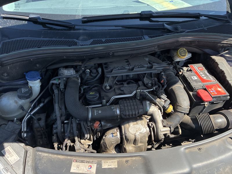 Peugeot 208 1.4 HDi Active 2013 – снимка 8